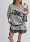 Spine Lettering Off-shoulder Short Sleeve T-shirt