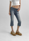 Chongnut Washed Denim Capri Pants