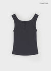 Unpring semi-crop button sleeveless