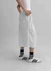 (UNISEX) Yukin Pintuck Bermuda Banding Pants