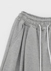 (UNISEX) Yukin Pintuck Bermuda Banding Pants