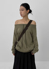 Lecha Strap Off-shoulder Man-to-man