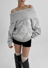 Kened Punching Off-shoulder Wool Knit