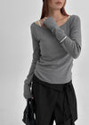 [MADE] Thezbee Off-Shoulder Long Sleeve Tee