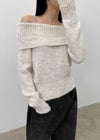[MADE] Cuche wool off-shoulder knitwear