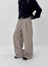 Gyutz Pin Tuck Bonded Corduroy Pants