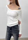 Rafine Cable Off-shoulder Knit