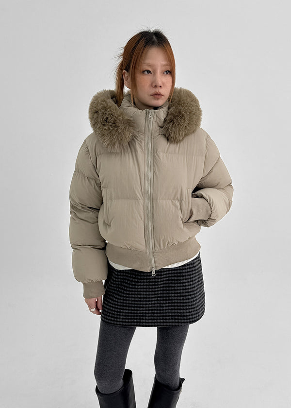 Pomme Fur Trimming Hooded Short Wellon Padding (4 Oz)