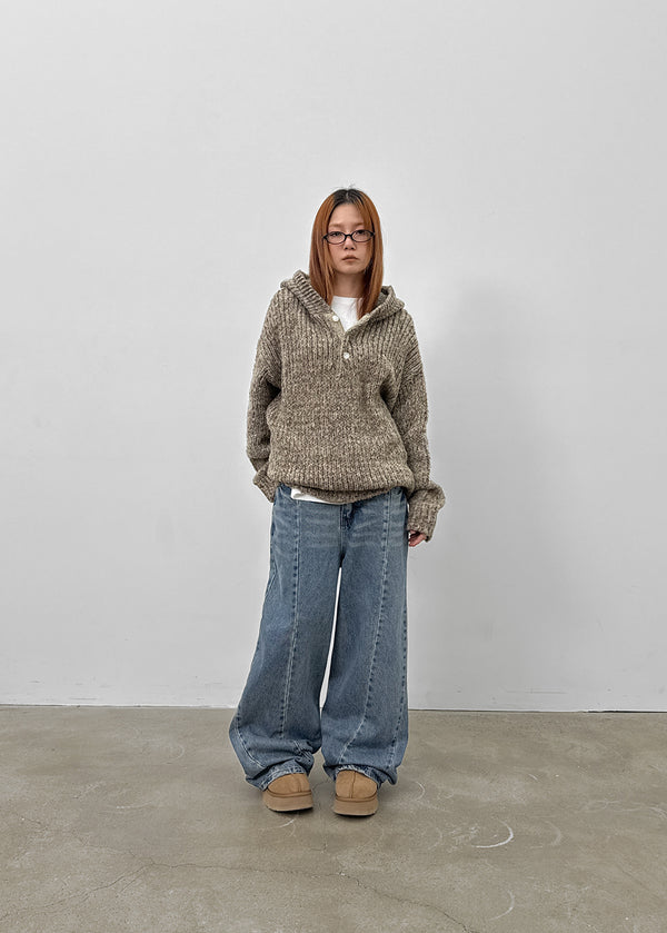 Hollang Curved Cut Washed Wide Denim Pants