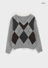 Vintrill Argyle V-Neck Knit