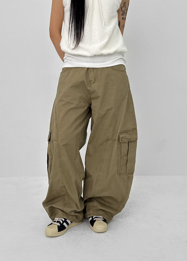 Ningti Curved Back Banding Cargo Pants