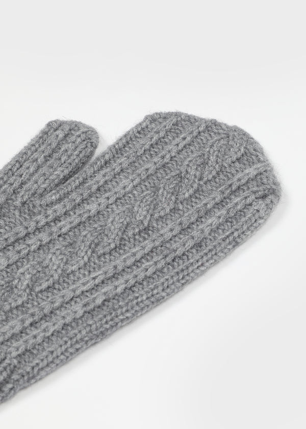 Reven Strap Cable Finger-Hole Hand-Warmer Gloves