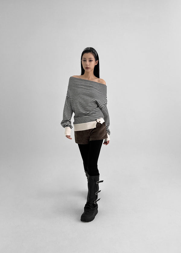 Velocque Stripe Off-Shoulder Knitwear