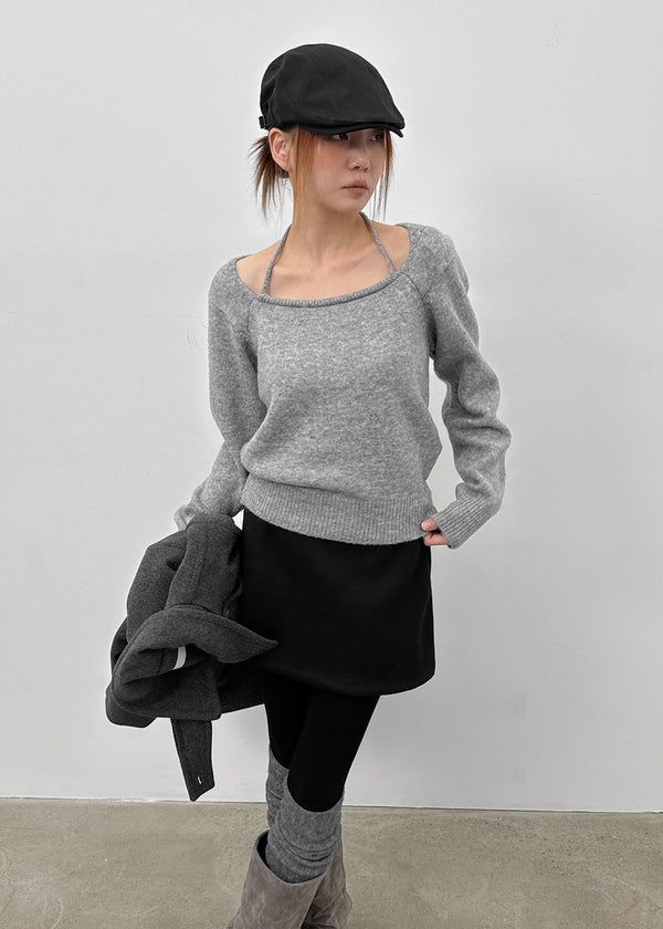 Loretti Halter Round Knit