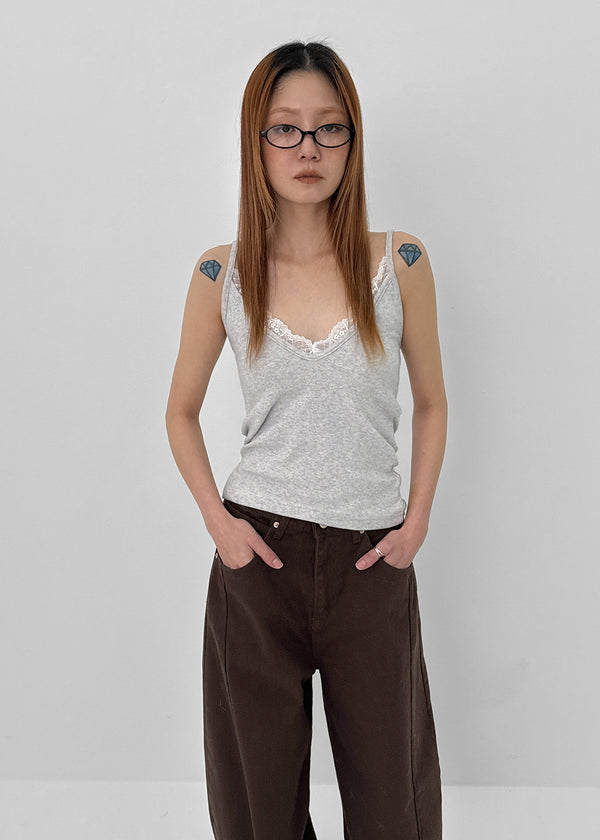 Derbet Deep V-neck Layered Lace Sleeveless