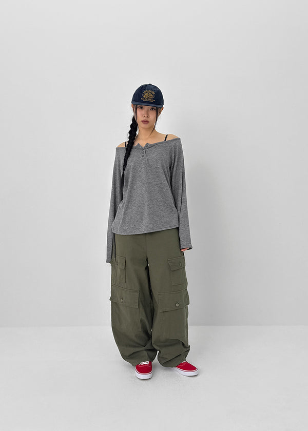 Tesion Button Off-shoulder Long Sleeve T-shirt