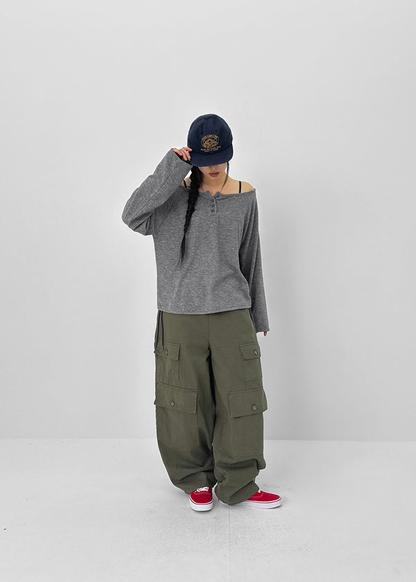 Tesion Button Off-shoulder Long Sleeve T-shirt