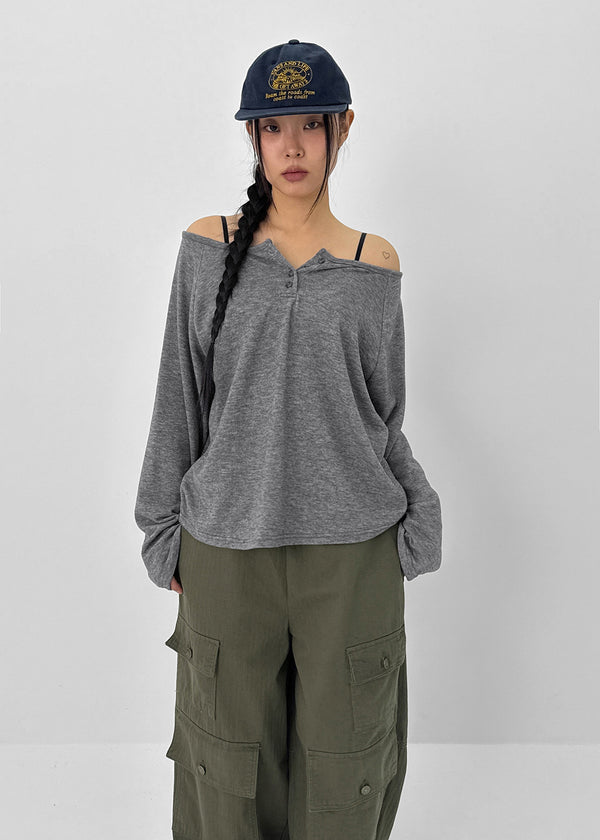 Tesion Button Off-shoulder Long Sleeve T-shirt