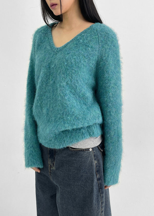 Huenings Hairy V-neck Wool Knit