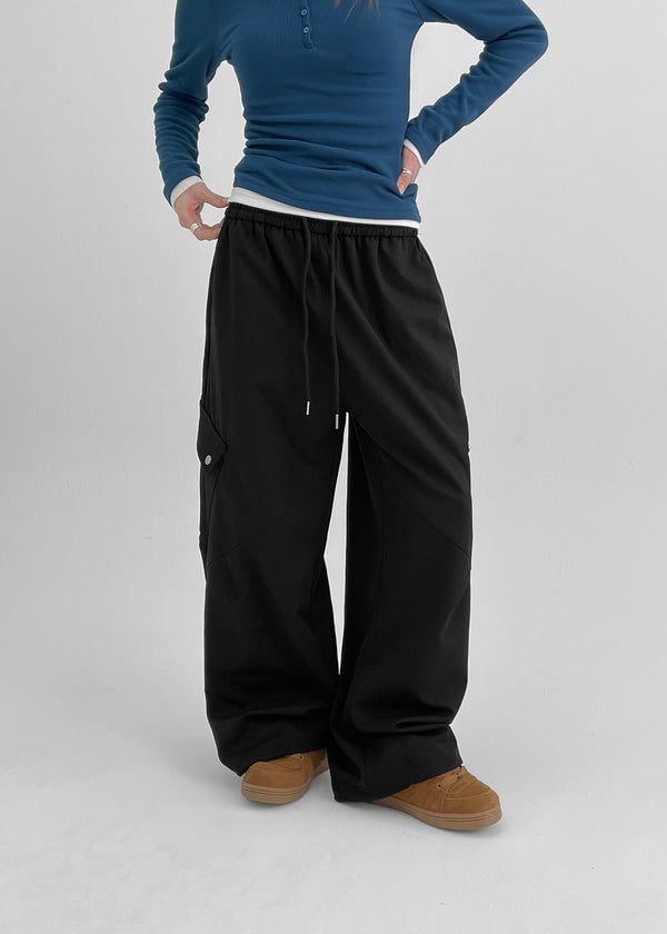 Johns Wide Two-way Cargo Pants