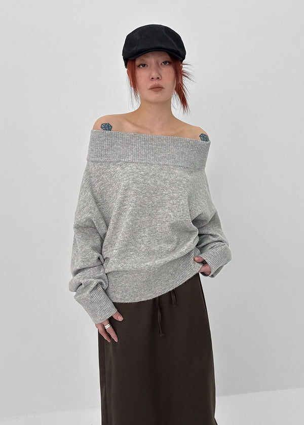 Rodedi Off-shoulder Knit (30% Wool)