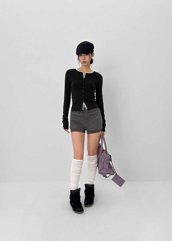 Prim Studded Pigment Fleece Banding Shorts