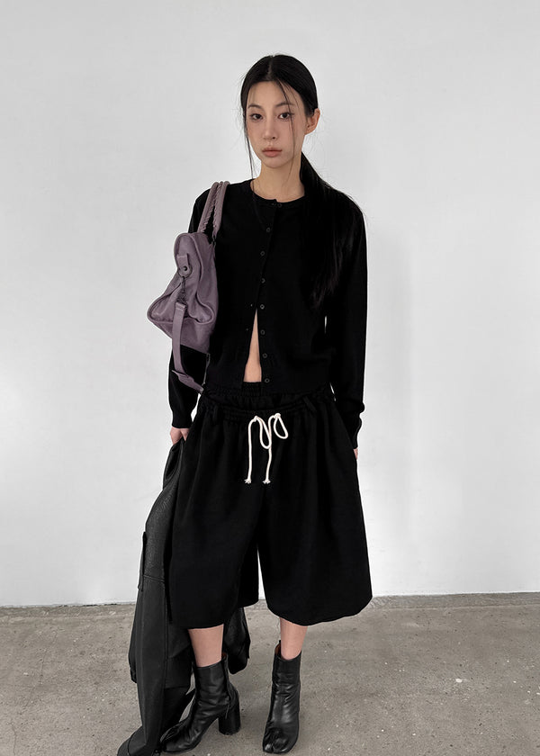 Tnancy Double Belt Cutout Bermuda Pants