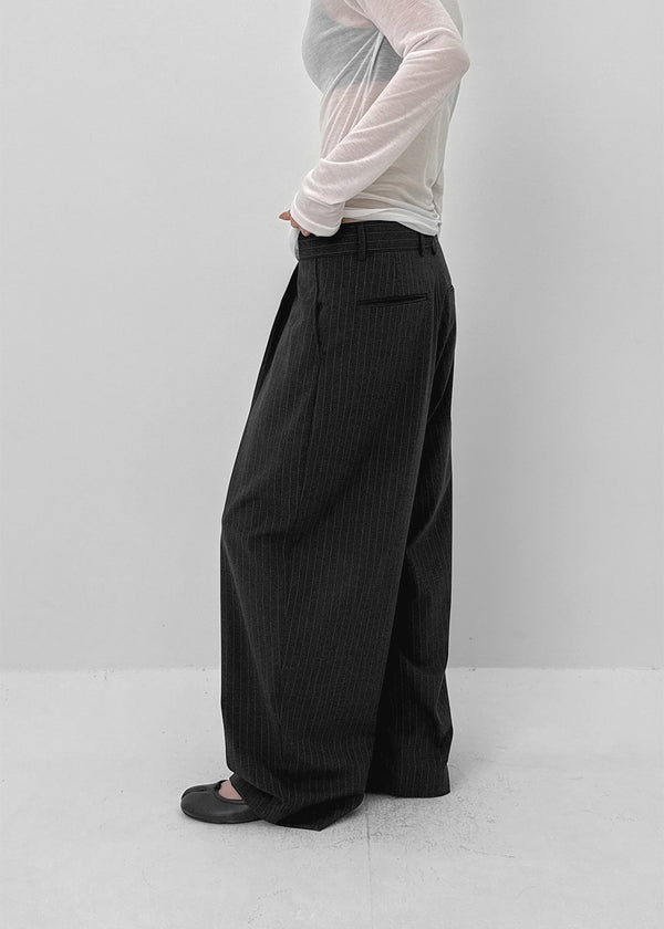 (UNISEX) Pedito Stripe Wide Slacks