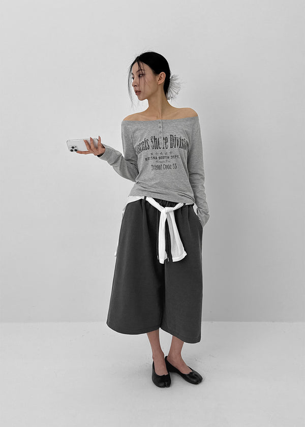 [MADE] Kundell Henley Neck Off-shoulder Long Sleeve T-shirt