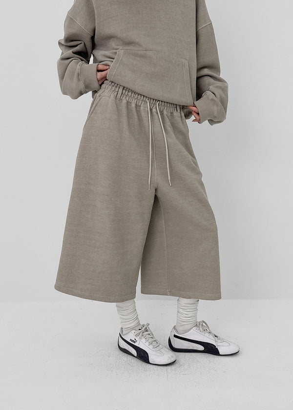 [MADE] Riso Pigment-Dyed Bermuda Banded Pants