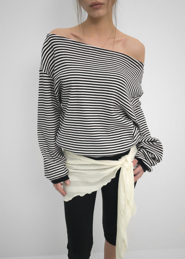 [MADE] Witch Striped Off-Shoulder Long-Sleeve Tee