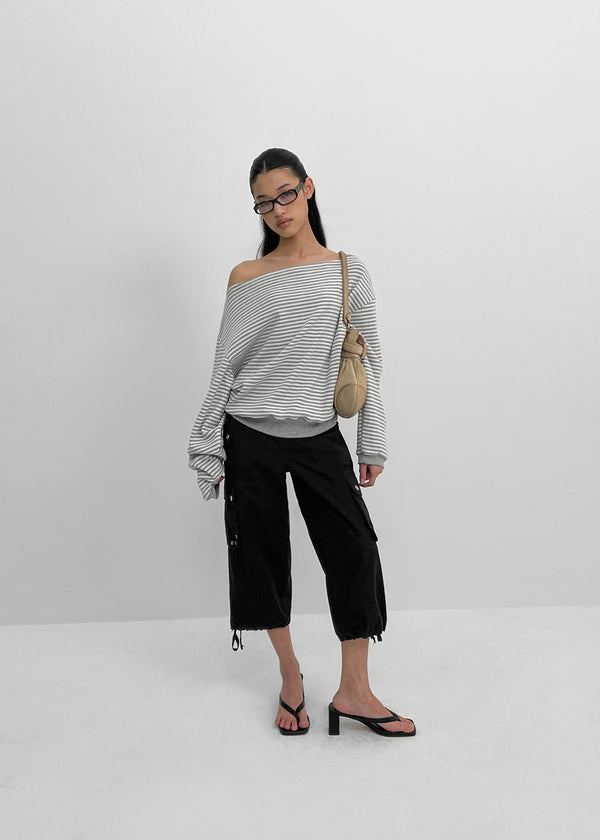 [MADE] Witch Striped Off-Shoulder Long-Sleeve Tee