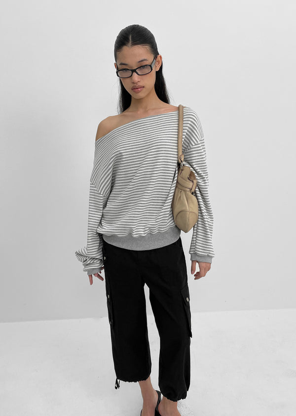 [MADE] Witch Striped Off-Shoulder Long-Sleeve Tee