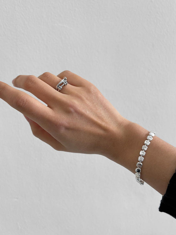 Chexon Silver Square Banding Bracelet