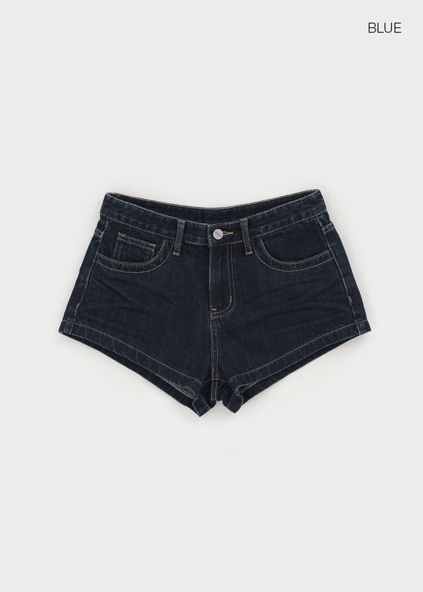 [MADE] Ini Double-Pocket Denim Shorts