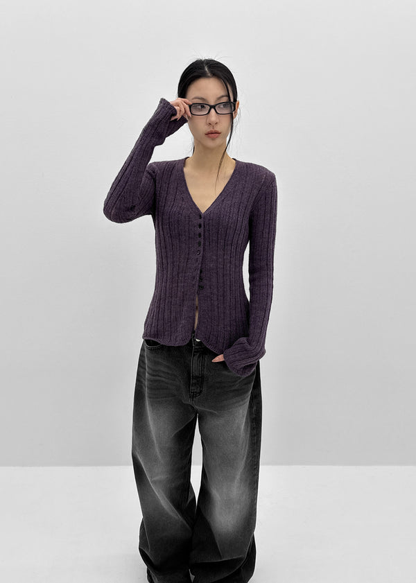 Haen V-neck Slim Ribbed Cardigan