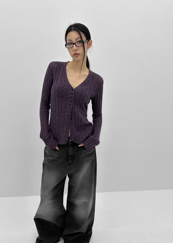 Haen V-neck Slim Ribbed Cardigan