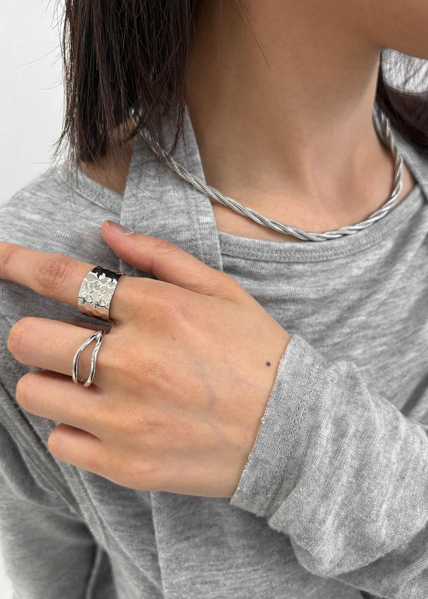 Yelbella Bold Silver Necklace