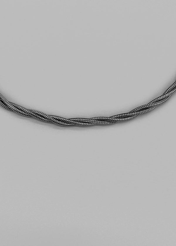 Yelbella Bold Silver Necklace