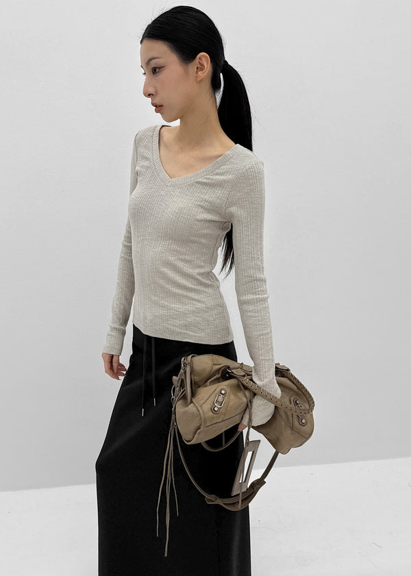 [MADE] Diloa V-Neck Long-Sleeve Tee (Modal 38%)