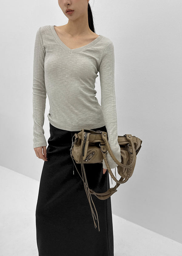 [MADE] Diloa V-Neck Long-Sleeve Tee (Modal 38%)