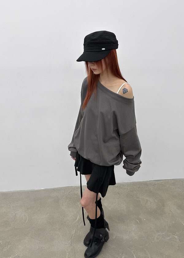 Herizel Loose Fit Off-Shoulder Sweatshirt