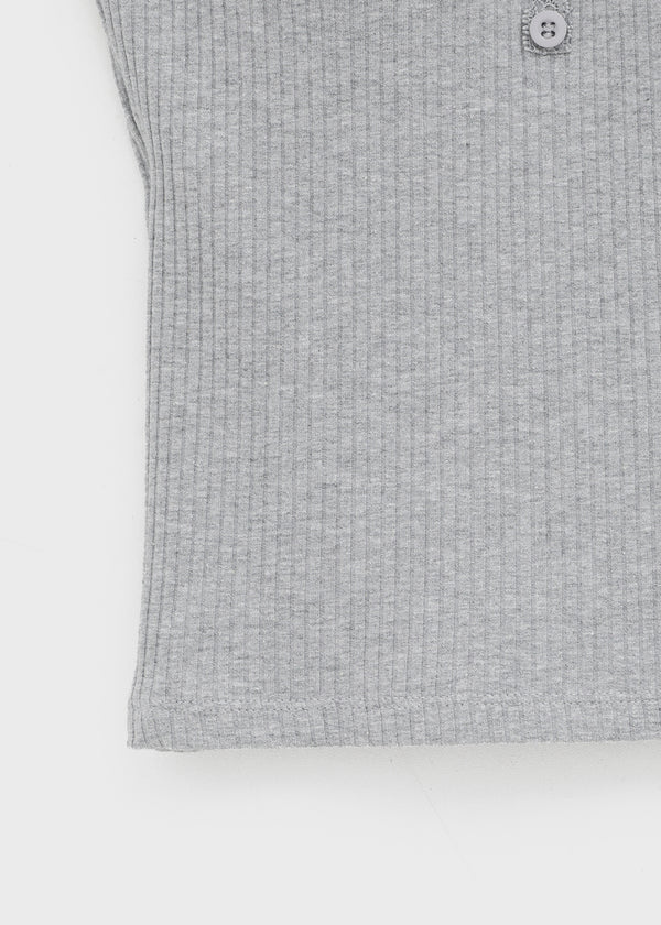 Feight Lace Button Sleeveless Top (Built-in Cap)