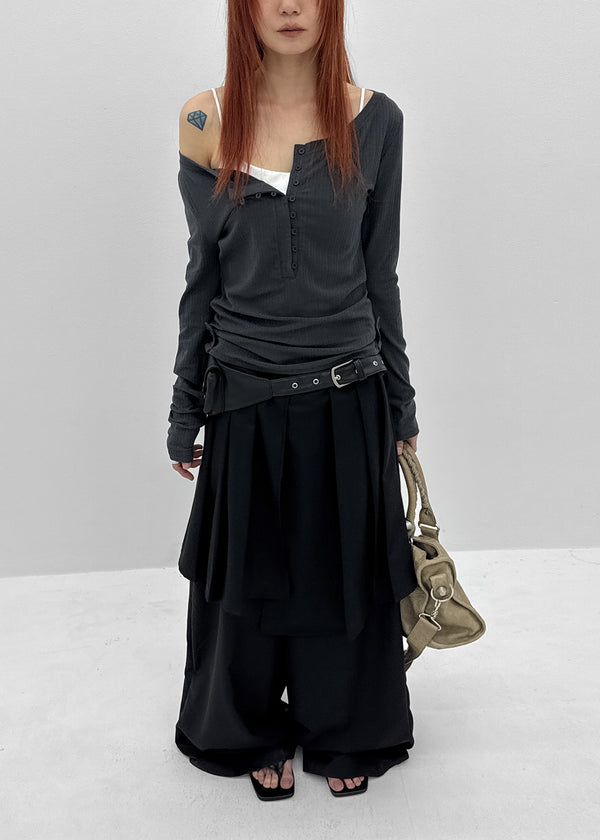 Bereung Strap Layered Skirt Slacks