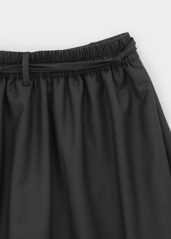 Bereung Strap Layered Skirt Slacks