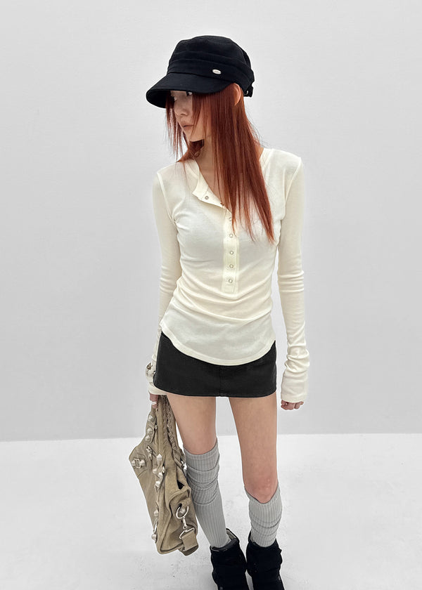 Nuden Snap Button Rounding Long Sleeve T-shirt