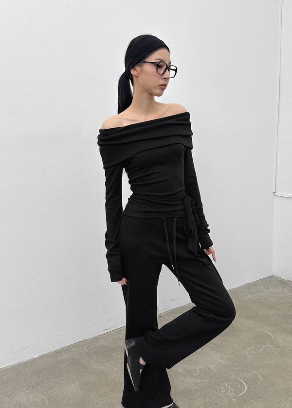 [MADE] Yelty Off-Shoulder Strap Long-Sleeve Tee