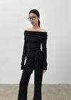 [MADE] Yelty Off-Shoulder Strap Long-Sleeve Tee