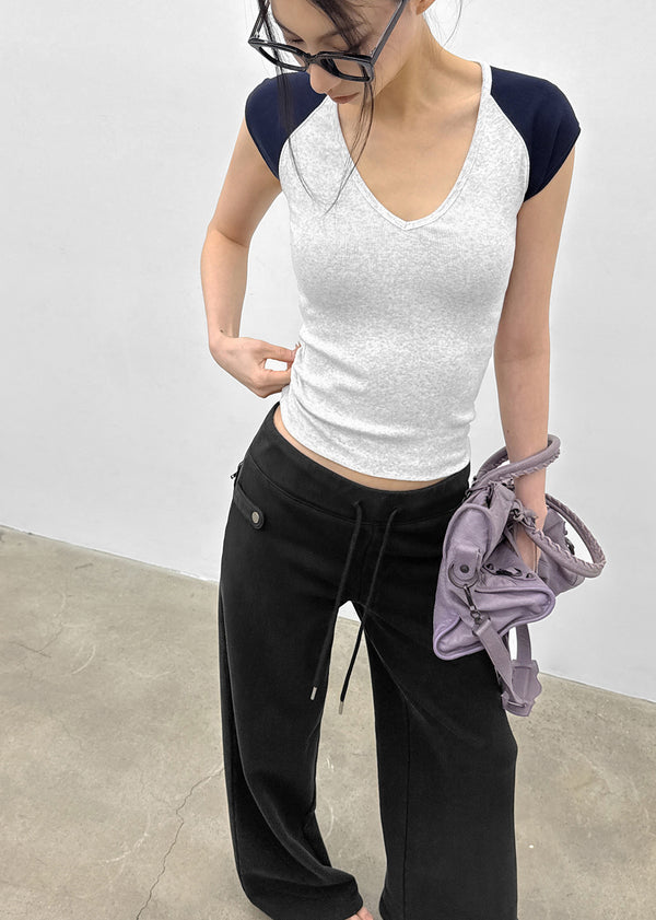 Yenrona V-neck Short-sleeved T-shirt