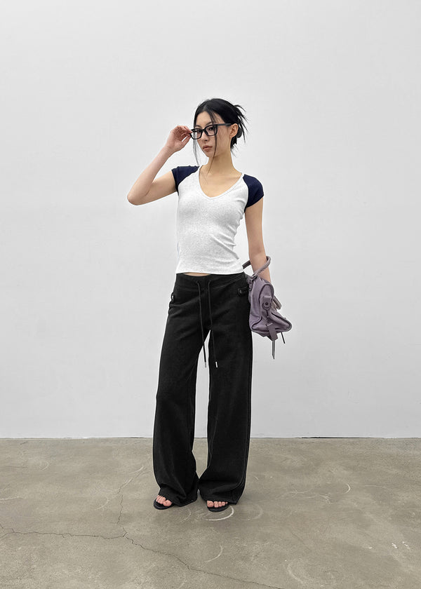 Yenrona V-neck Short-sleeved T-shirt
